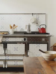 Vue rapprochée de la cuisinière Archambaud